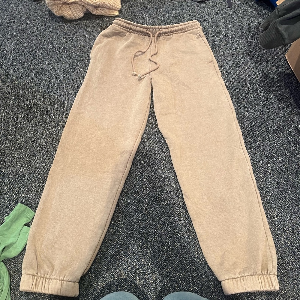 Zara tan sweatpants